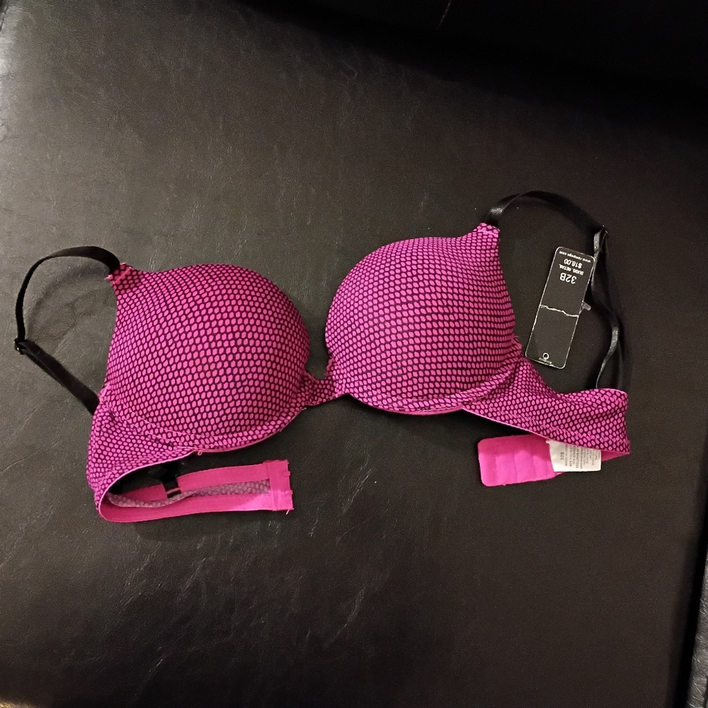 Rampage NWT VINTAGE new FAVORITE BRA hot Pink & Black BRA 32 B Adds 2 Cup Sizes!